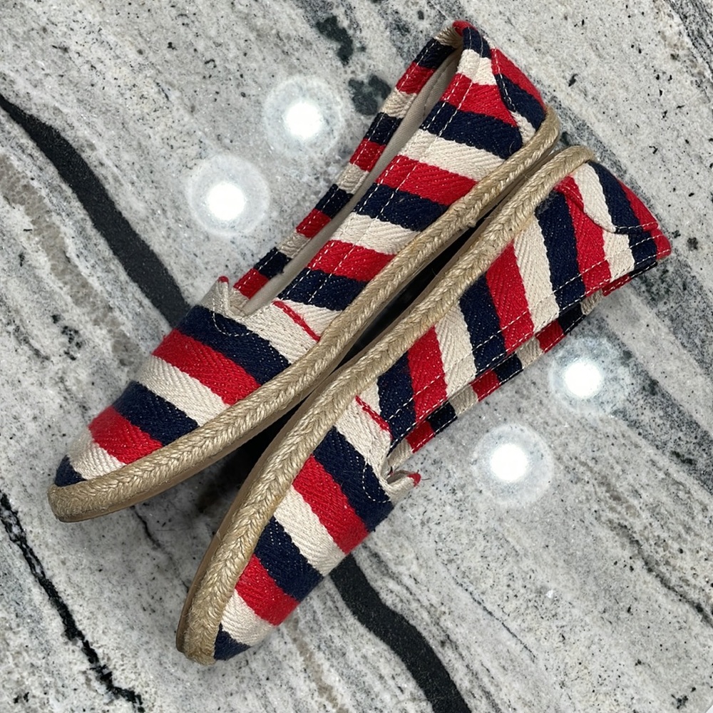 American Eagle Casual Espadrille Flats - Picture 4 of 9